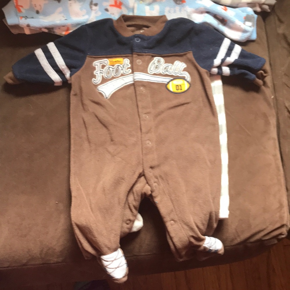 3month pjs - Picture 3 of 5